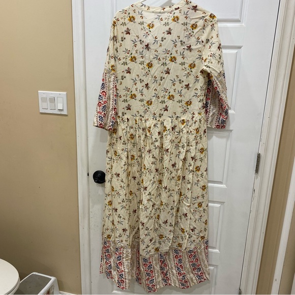 Three birds nest brand new dress - Picture 3 of 3